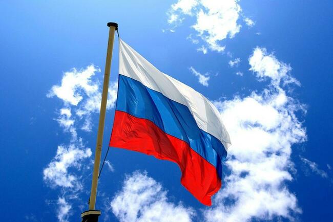 С каких слов начинается гимн Российской Федерации?