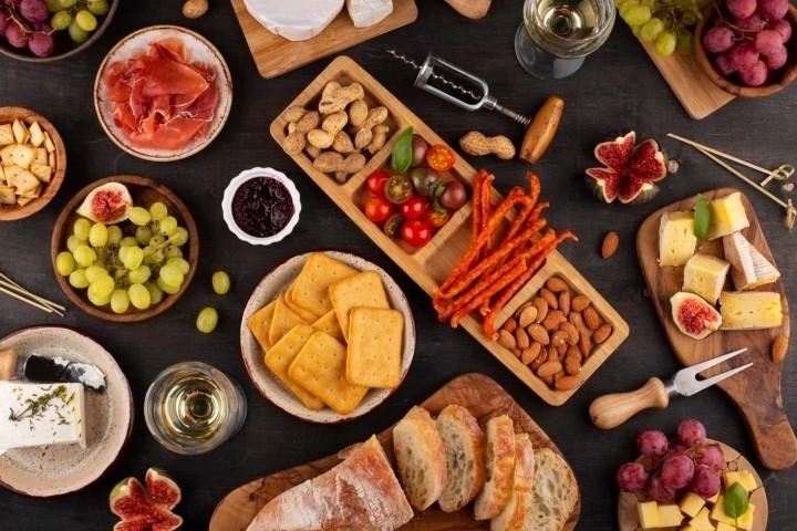 Что является основным пищевым продуктов для большей части населения Земли?