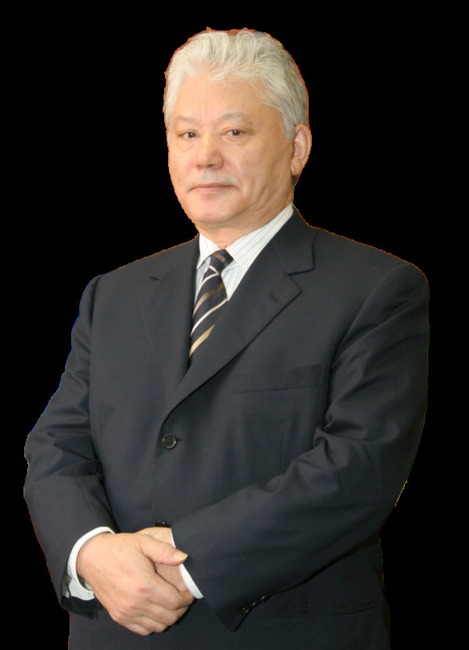 Михаил Ефимович Николаев первый Президент Якутии