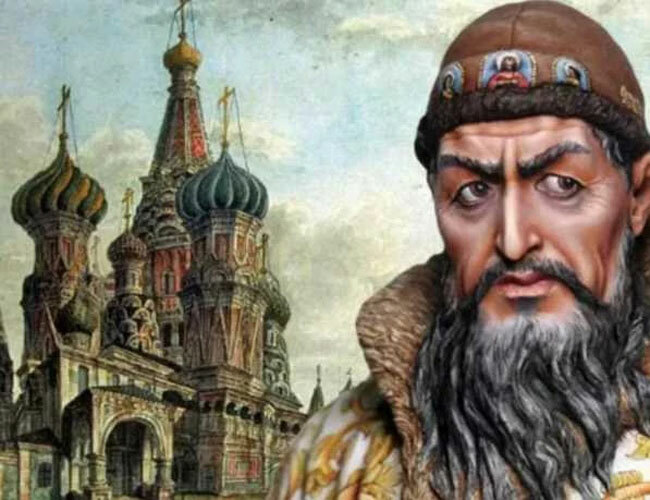 Когда примерно Иван IV был помазан на царство?